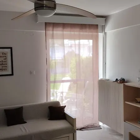 7 Seas House