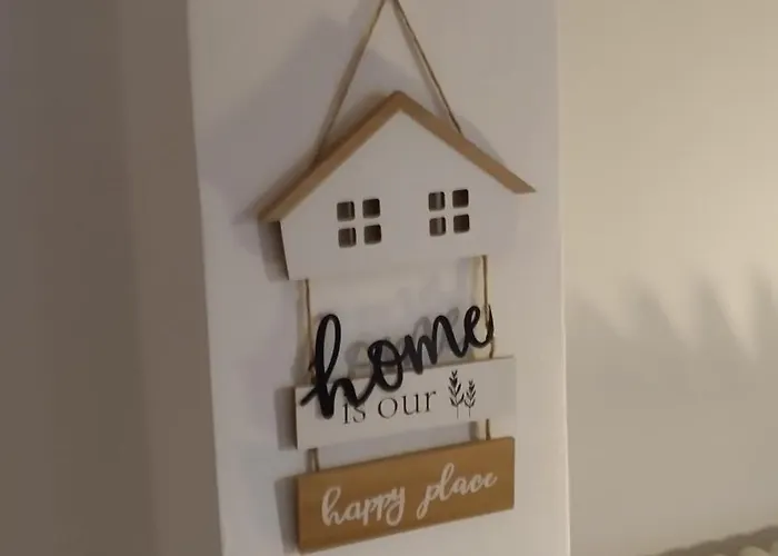 7 Seas House *